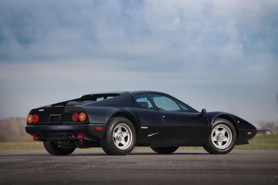  Ferrari 512 BBi 1983 года  (фото 16 из 17)